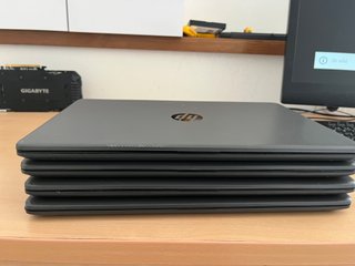 Portátil HP 255 G8 - Pantalla Rota