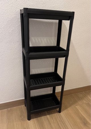 Estantería de plástico negra
