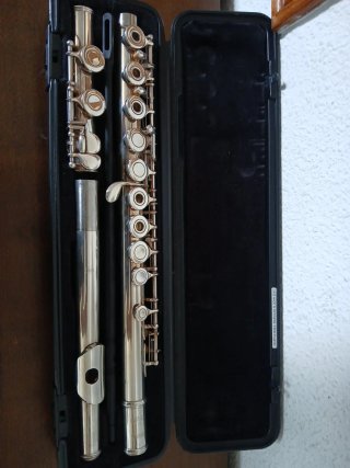 Flauta Yamaha 281 traversa plateada