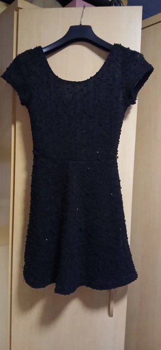 Vestido negro corto