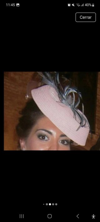 Tocado de fiesta con plumas