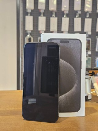 IPHONE 15 PRO MAX 512GB NEGRO 87% BATERIA.