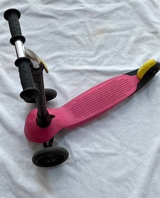 Monopattino a 3 ruote Oxelo rosa per bambine