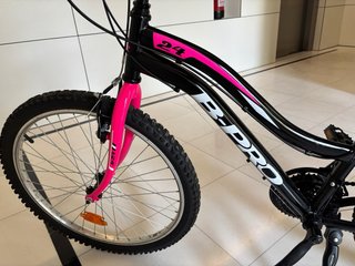 Bicicleta B-PRO JR 24 Negra y Rosa