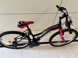 Bicicleta B-PRO JR 24 Negra y Rosa