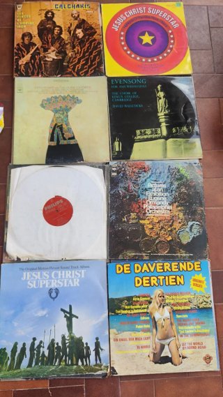 Lote 26 Vinilos: Compilaciones y Ritmos Latino
