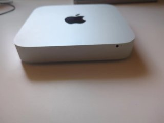 Mac mini 8gB 240gB SSD
