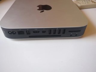 Mac mini 8gB 240gB SSD