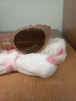 Gafas de sol de mujer marca Lanidor montura  beige