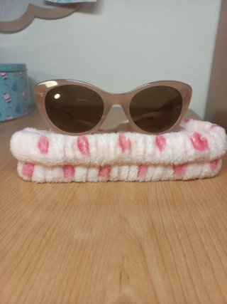 Gafas de sol de mujer marca Lanidor montura  beige