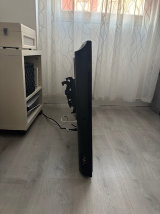 Televisión Samsung 37 Negra