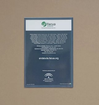 Guías del agua y servicios de telecomunicaciones