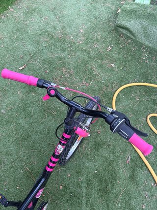 Bicicleta infantil niña rosa y negra