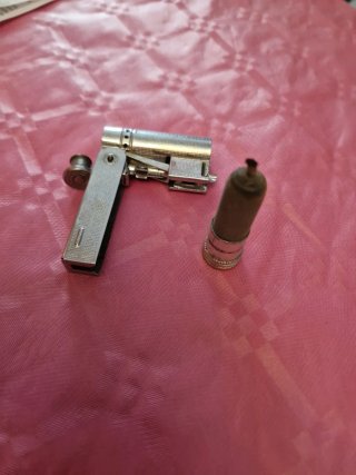 Antiguo mechero gasolina
