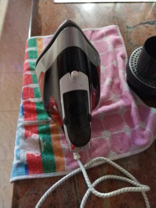 Plancha Vapor 2600W Diseño F1