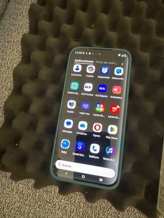 Motorola Moto G77 Caja y Teléfono