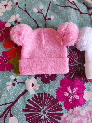 3 Gorros Pompones 3 años