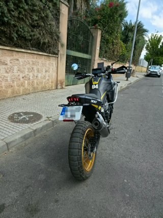 Kove 800 Xpro 2025 full equipe
