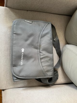 Carrito de bebé Kinderkraft gris