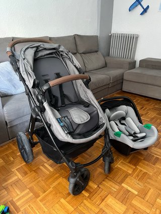 Carrito de bebé Kinderkraft gris
