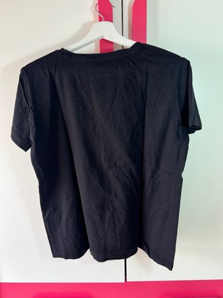 Camiseta Stradivarius flores