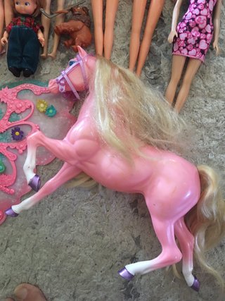 Lote de muñecas Barbie y accesorios