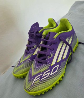 Botas de fútbol niños Adidas F50 Club Talla 31