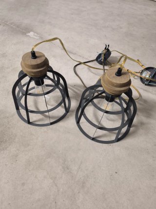 2 Lámparas colgantes madera y metal