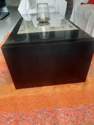 Mesa de centro con cristal