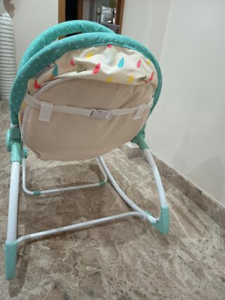 Hamaquita bebé con diseño de búhos y nubes