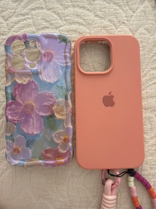 Cover iPhone 13 Pro floreale e rosa