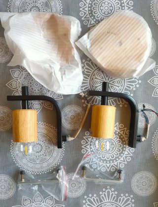 2 Apliques Vintage E27 Negro y Madera con bombilla