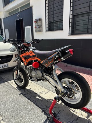 Pit Bike IMR 160cc Negra y Naranja