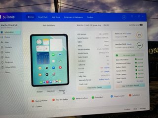 iPad Pro 11 (2018) 256GB + apple pencil 2