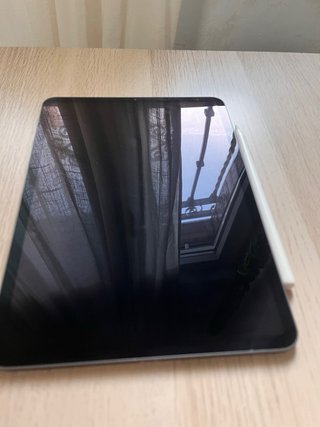 iPad Pro 11 (2018) 256GB + apple pencil 2