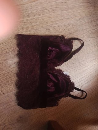 Conjunto lencería encaje morado y negro