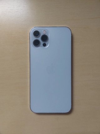 iPhone 12 Pro 98% Batería