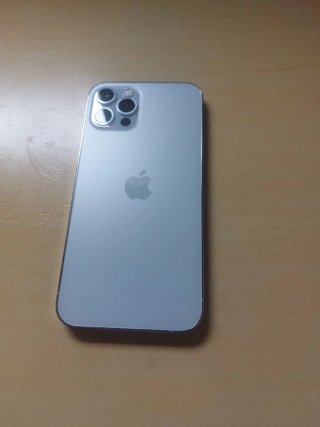 iPhone 12 Pro 98% Batería