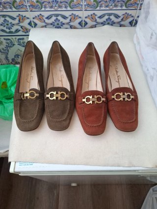 Zapatos Salvatore Ferragamo Talla 35.5 Marrones