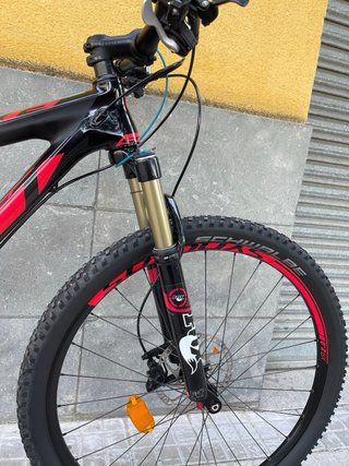 Bicicleta Scott Contessa Scale 700 RC Carbon