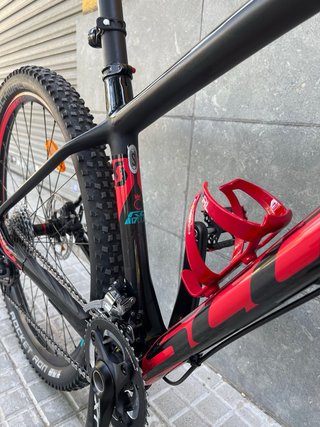 Bicicleta Scott Contessa Scale 700 RC Carbon
