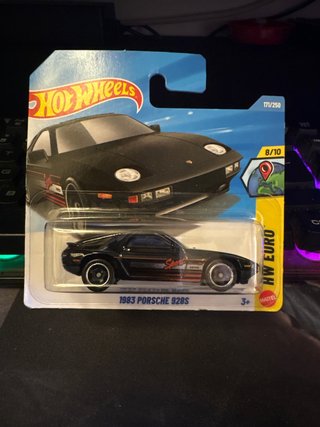 Hot Wheels 1983 Porsche 928S Negro