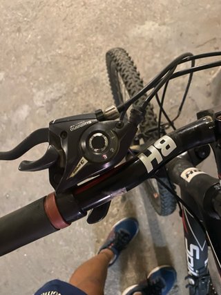 Bicicleta de Montaña BH Spike Negra/Roja