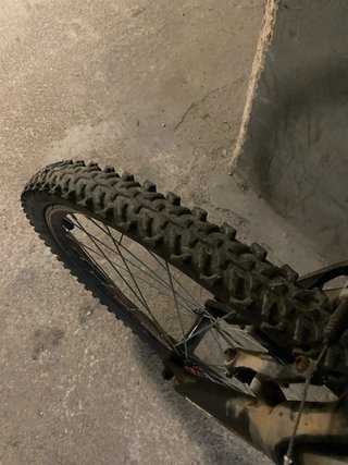 Bicicleta de Montaña BH Spike Negra/Roja