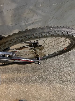 Bicicleta de Montaña BH Spike Negra/Roja