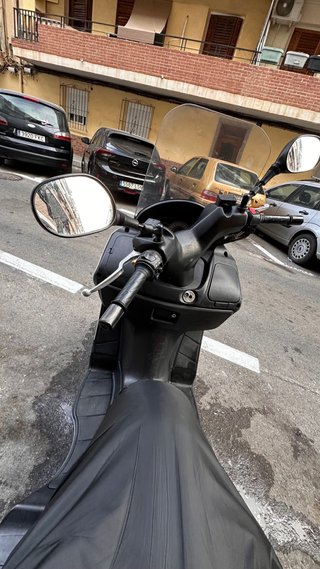 Suzuki Burgman 125 Scooter Automática