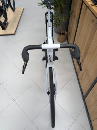 Bicicleta carretera BMC Roadmachine 02