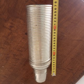 Termo antiguo de metal