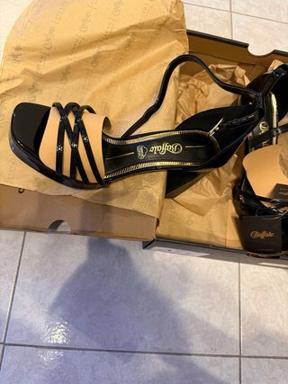 Scarpe con tacco Buffalo n.37