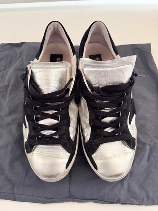Golden Goose Sneakers Plata y Negro